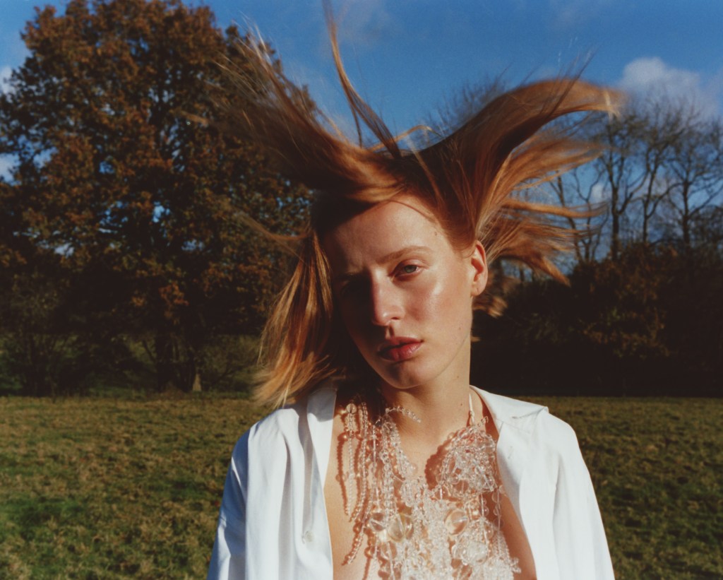 Gwen + Alice_HEROINE-12_Page_3_Image_0002